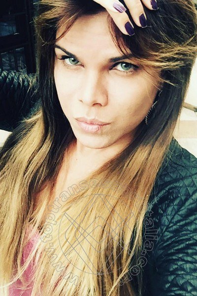 Foto selfie 120 di Hilda Brasil Pornostar transexescort Nizza