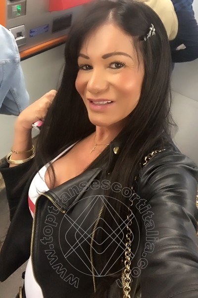 Foto selfie 1221 di Pamy La Diva Stellare transexescort Losanna