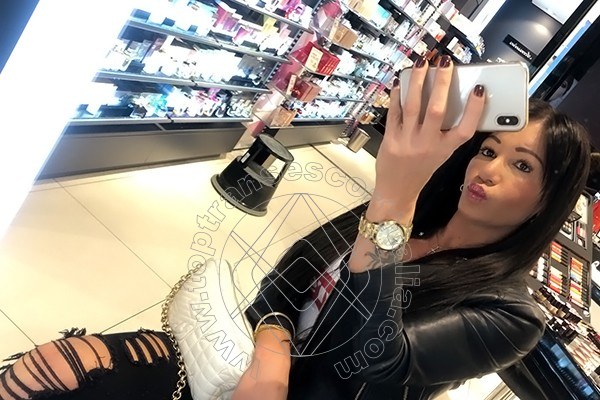 Foto selfie 1189 di Pamy La Diva Stellare transexescort Losanna