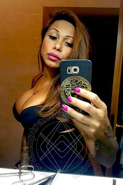 Foto selfie 225 di Alessandra Toledo Pornostar transexescort Rimini