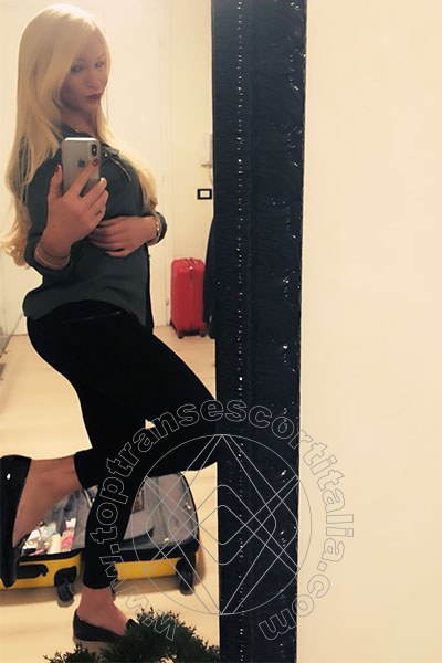 Foto selfie 1271 di Pamy La Diva Stellare transexescort Losanna
