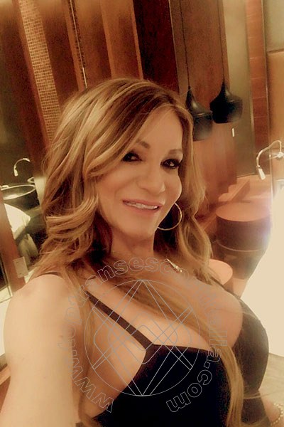 Foto selfie 664 di Pamy La Diva Stellare transexescort Losanna