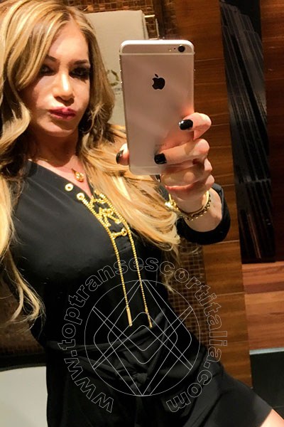 Foto selfie 607 di Pamy La Diva Stellare transexescort Losanna