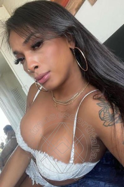 Foto selfie 25 di Arianna Ferrari Pornostar transexescort Napoli