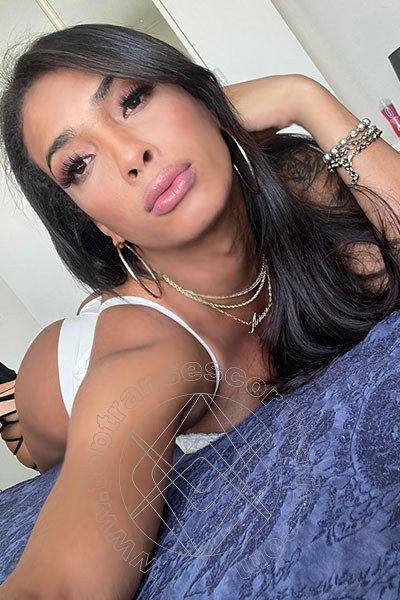 Foto selfie 23 di Arianna Ferrari Pornostar transexescort Napoli