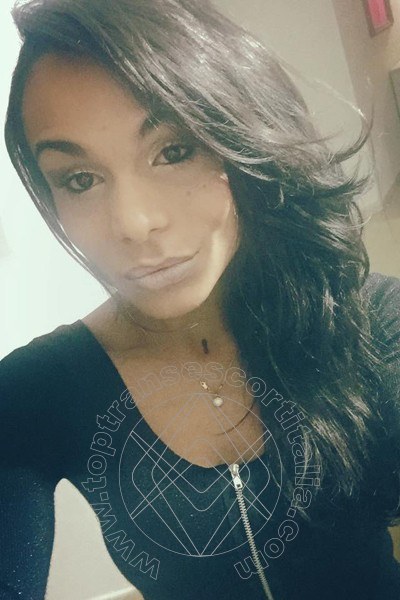 Foto selfie 3 di Melissa Pozzi Pornostar transexescort Milano