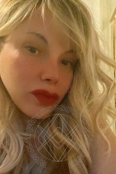 Foto selfie 135 di Elena transexescort Lignano Sabbiadoro
