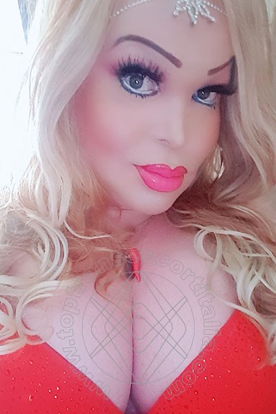Foto selfie 38 di Roxanne transexescort Crotone