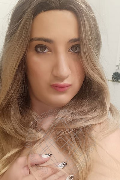 Foto selfie 16 di Giulia Dior transexescort Forlì