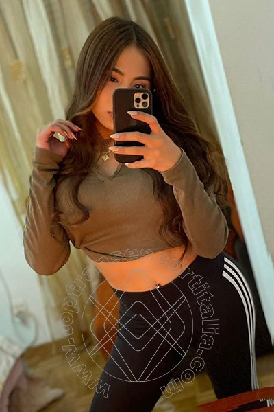 Foto selfie 39 di Sara Efrons transexescort Roma