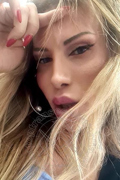 Foto selfie 35 di Pamela L' Italiana Piu' Calda transexescort Firenze