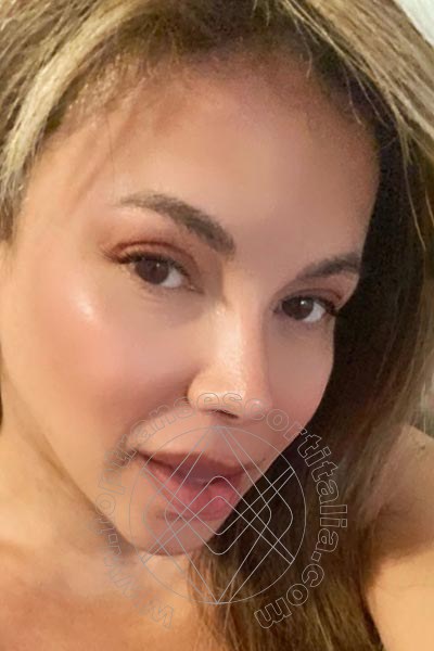 Foto selfie 129 di Elena transexescort Lignano Sabbiadoro