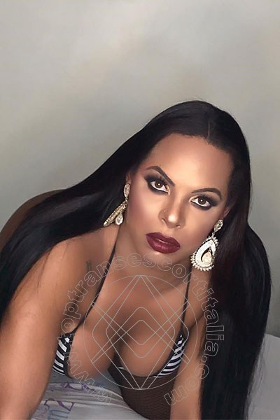 Foto selfie 16 di Rayssa Rios transexescort Rennes