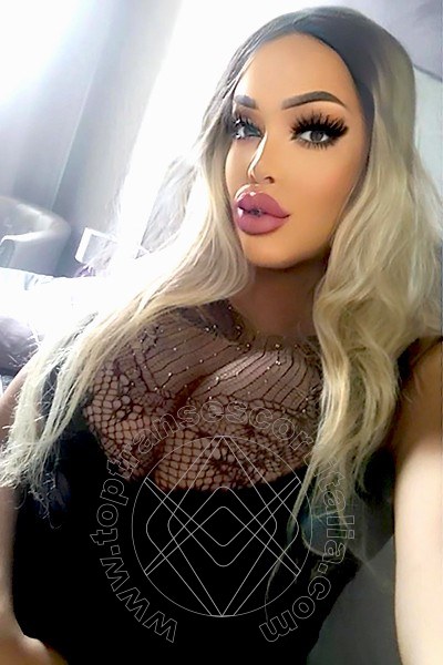 Foto selfie 2 di Magda Gold transexescort Lugano