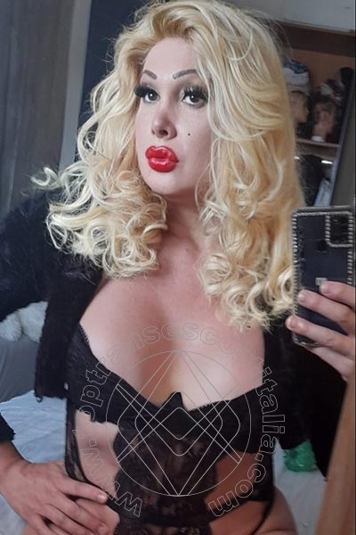Foto selfie 12 di Yasmin Angel transexescort Lido Di Dante