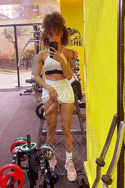 Foto selfie hot 3 di Sofia Rabello transexescort Milano