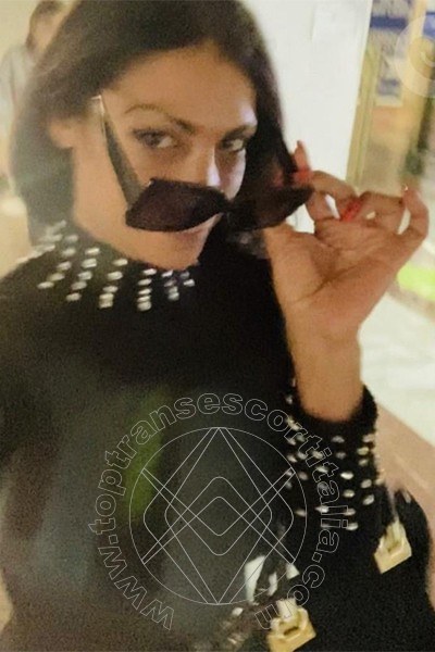 Foto selfie 1 di Yasmin Tx transexescort Firenze