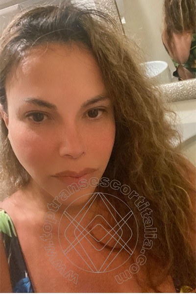 Foto selfie 109 di Elena transexescort Lignano Sabbiadoro