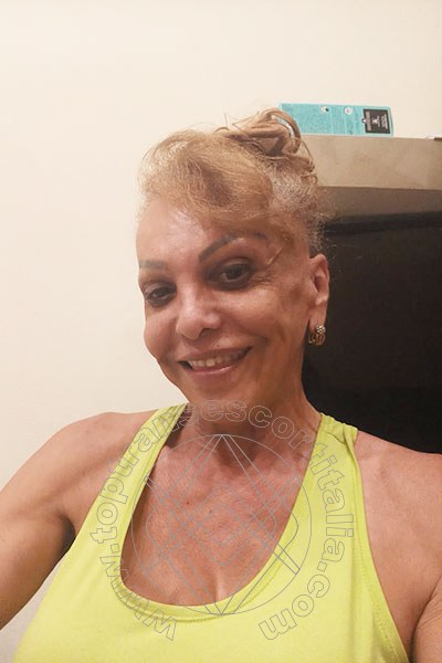 Foto selfie 25 di Claudia transexescort Losanna
