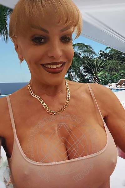 Foto selfie 21 di Claudia transexescort Losanna