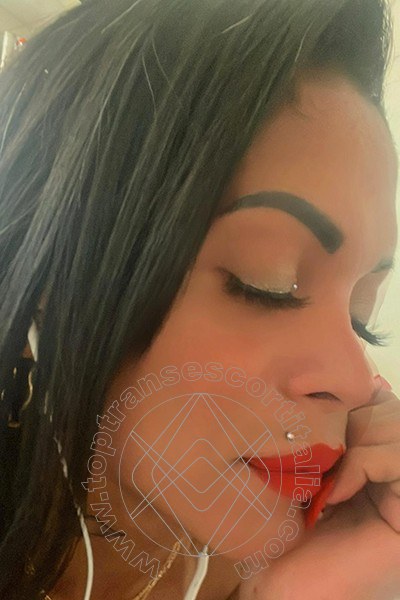 Foto selfie 17 di Bruna Menegassy transexescort Reggio Calabria