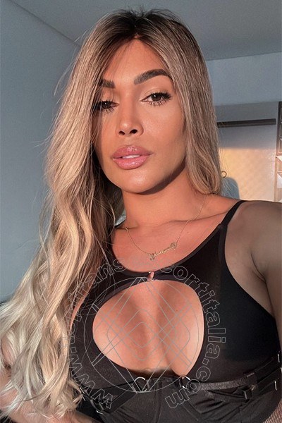 Foto selfie 57 di Iris Araujo transexescort Brescia
