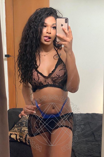 Foto selfie 54 di Miele transexescort Legnano