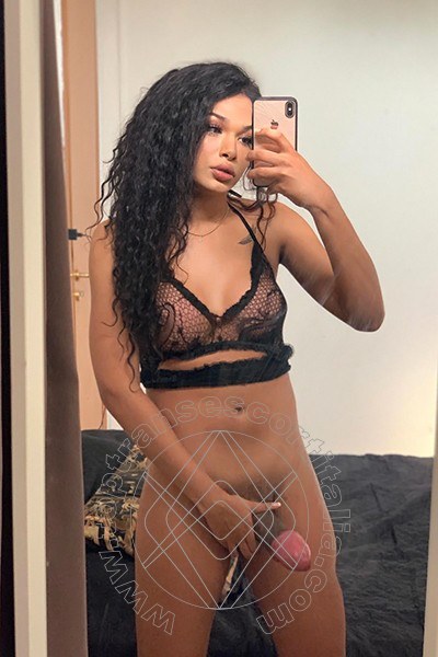 Foto selfie hot 8 di Miele transexescort Legnano