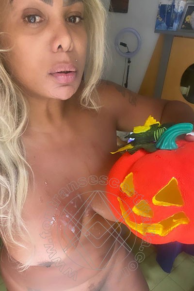 Foto selfie 3 di Carolina Hot transexescort Lecce