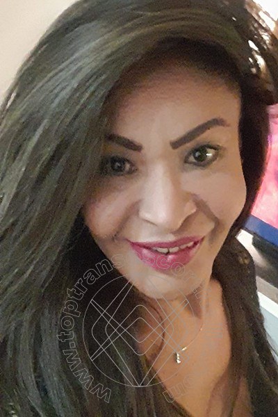 Foto selfie 62 di Tainá Oliveira transexescort Prato