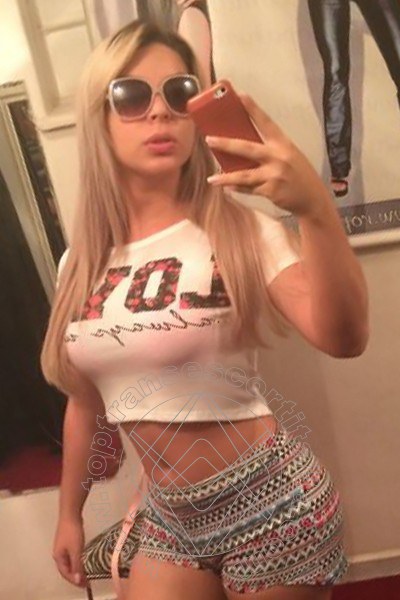 Foto selfie 20 di Carol Penelope Pornostar transexescort Carpi