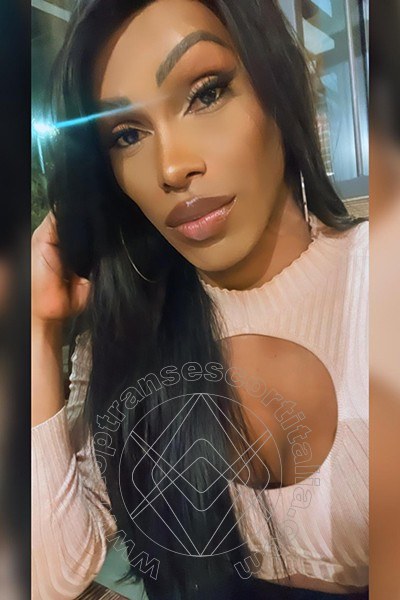 Foto selfie 3 di Antonella Mantovanny transexescort Piacenza