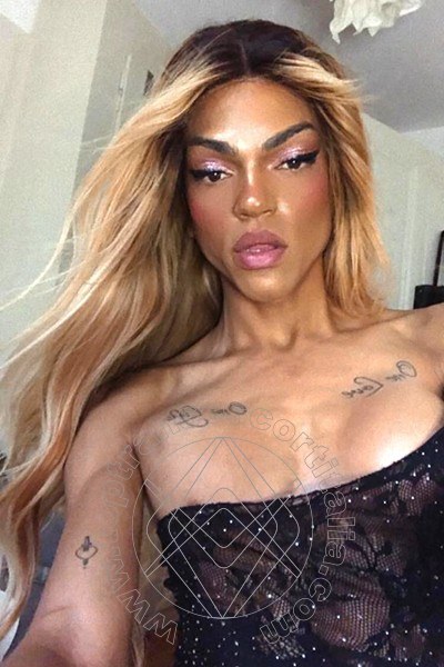 Foto selfie 10 di Nicolly transexescort Locarno