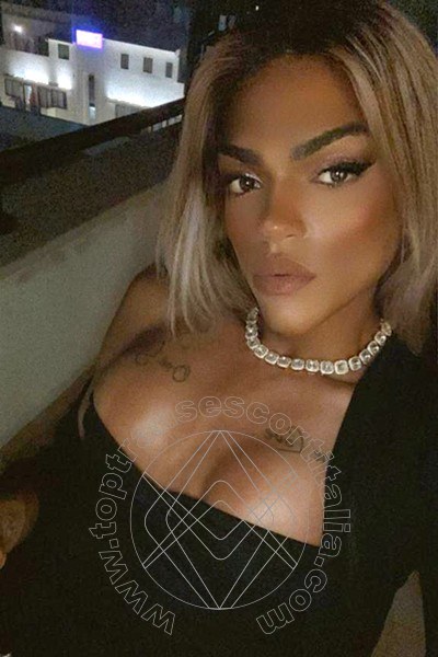 Foto selfie 2 di Nicolly transexescort Locarno