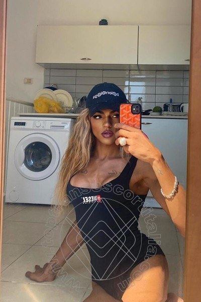 Foto selfie 6 di Nicolly transexescort Locarno