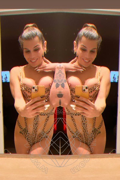 Foto selfie 19 di Chloe' Diamond Mazzini Pornostar transexescort Silvi Marina
