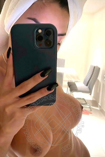 Foto selfie 32 di Sara Efrons transexescort Roma