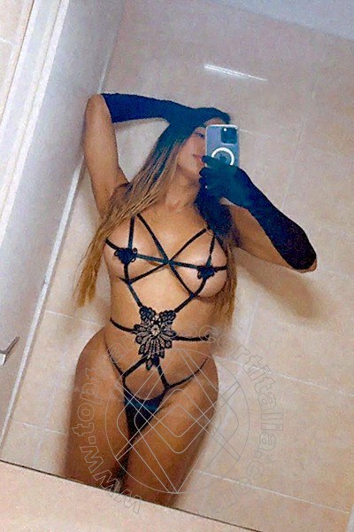 Foto selfie 21 di Sara Efrons transexescort Roma