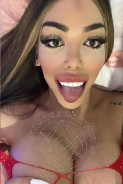 Foto selfie 60 di Ellena Bittencourt transexescort Roma
