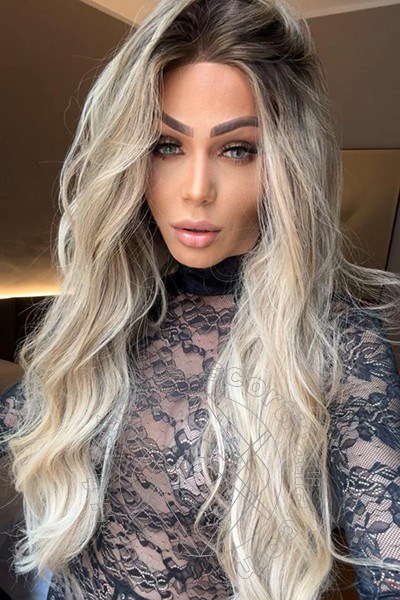 Foto selfie 38 di Fernanda Ambrosio transexescort Milano