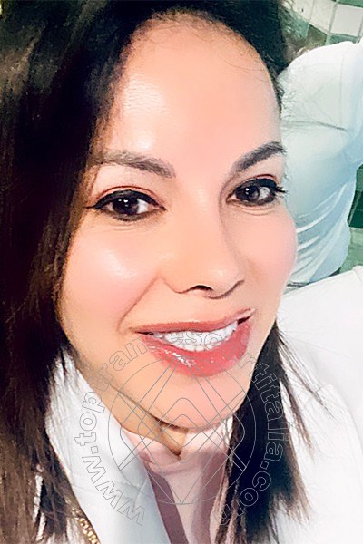 Foto selfie 87 di Elena transexescort Lignano Sabbiadoro