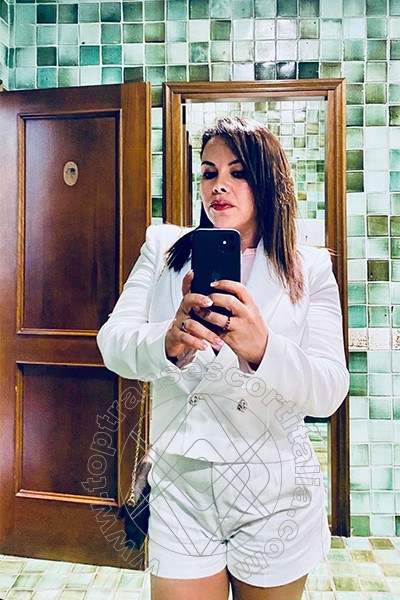 Foto selfie 86 di Elena transexescort Lignano Sabbiadoro