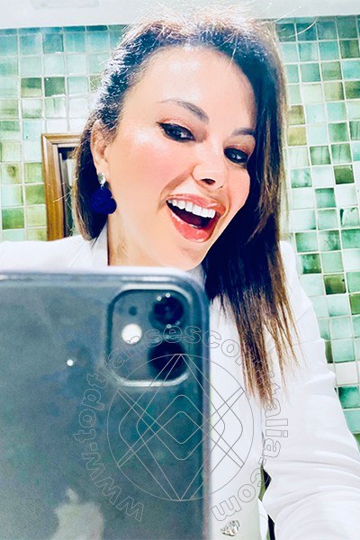 Foto selfie 84 di Elena transexescort Lignano Sabbiadoro