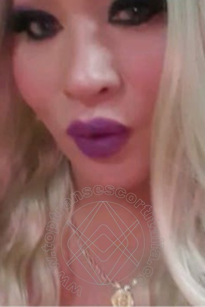 Foto selfie 2 di Karolina transexescort Vibo Valentia