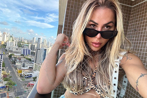 Foto selfie 35 di Bruna Dantas transexescort Roma