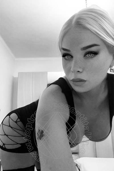 Foto selfie 28 di Karla Mishelle transexescort Firenze