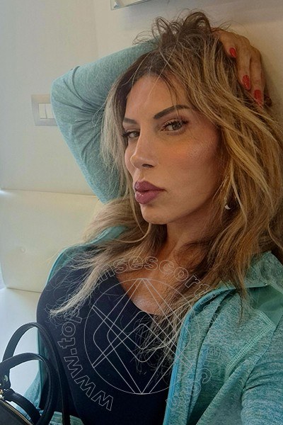 Foto selfie di Pamela L' Italiana Piu' Calda transexescort Firenze