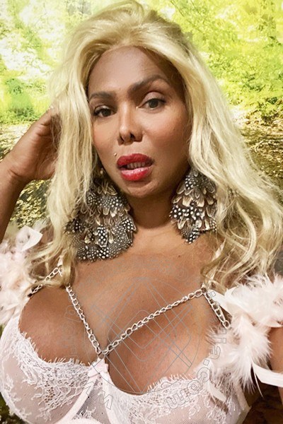 Foto selfie di Carolina Hot transexescort Lecce