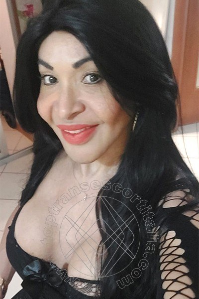 Foto selfie 17 di Tainá Oliveira transexescort Prato