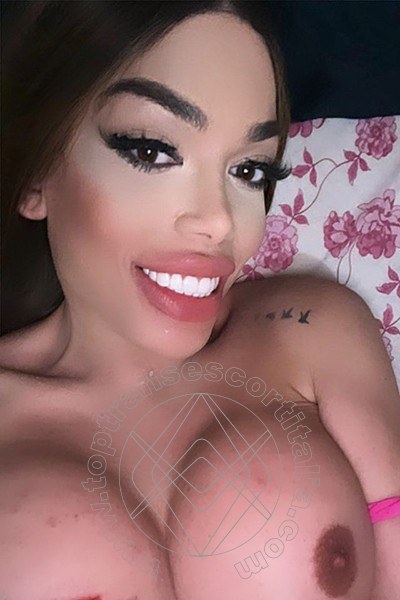 Foto selfie 44 di Ellena Bittencourt transexescort Roma